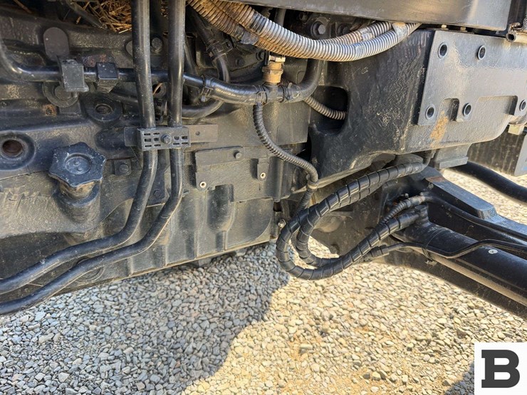 2016-new-holland-t6.145-image-49