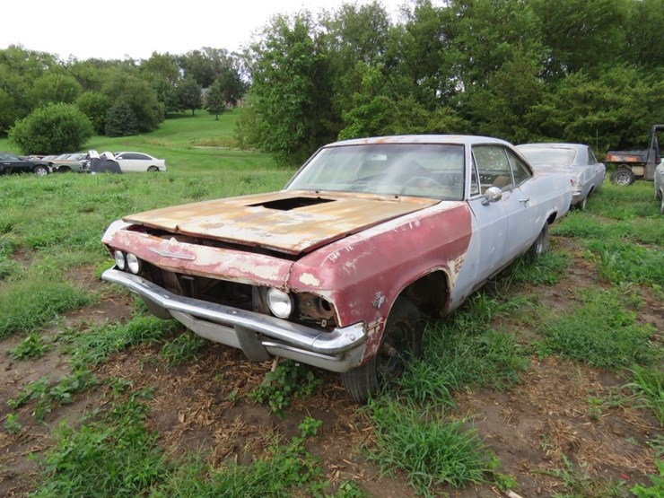 1965-chevrolet-impala-2dr-ht-image-1