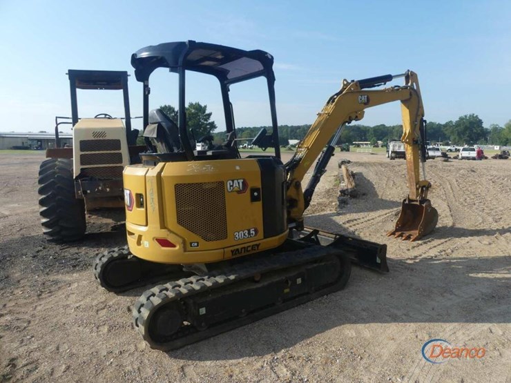 2021-caterpillar-303-image-2