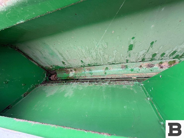 john-deere-8350-image-27