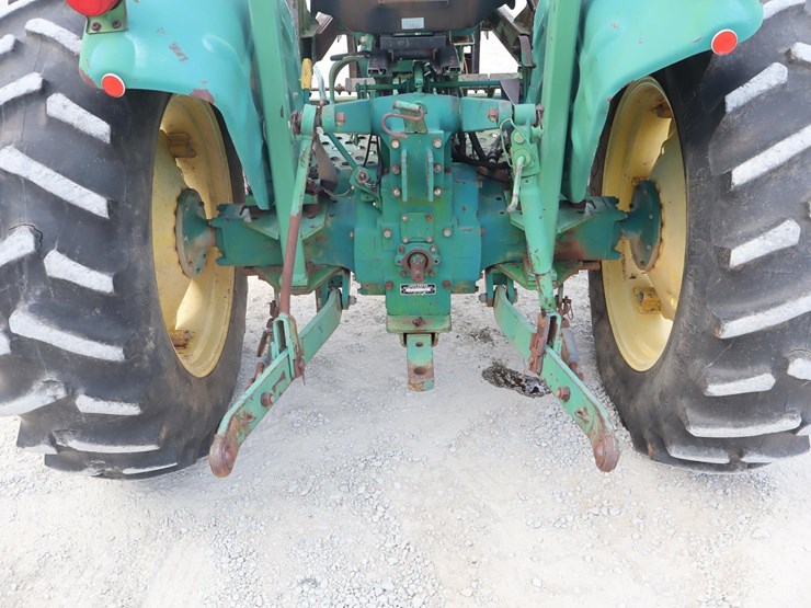 1985-john-deere-950-image-19
