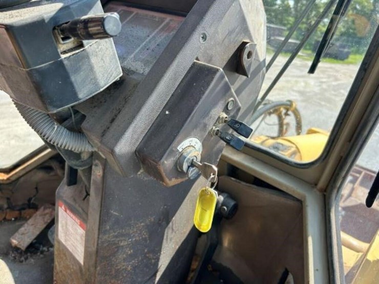 1989-komatsu-wa320-1-image-19