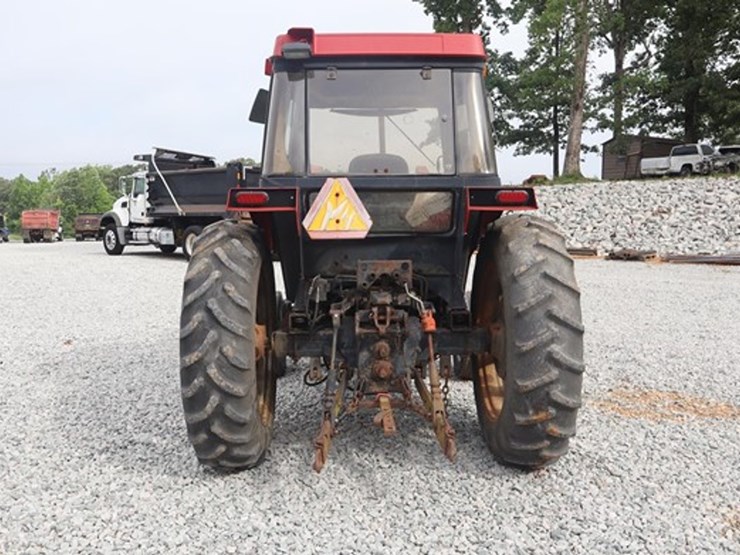 1986-case-ih-685xl-image-4
