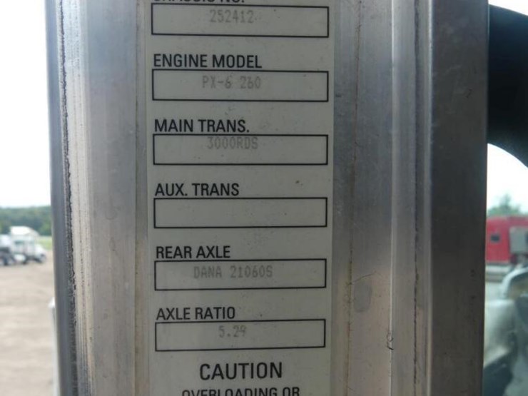 2009-kenworth-t370-image-17