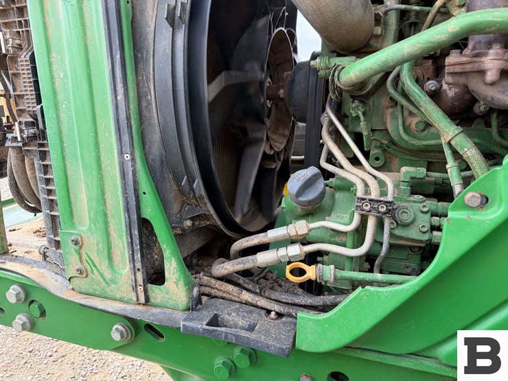 2015-john-deere-6210r-image-62