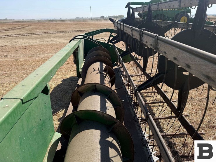john-deere-14-image-24
