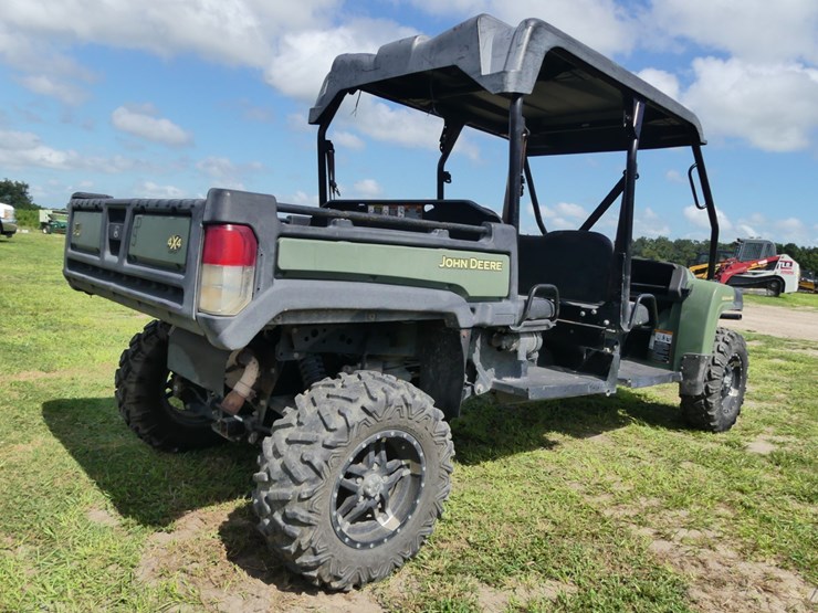 2017-john-deere-825m-s4-image-3