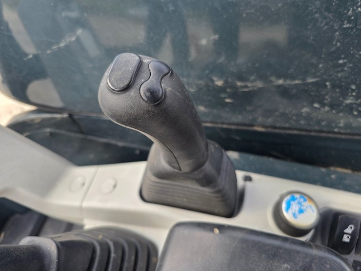2024-hyundai-hx35az-image-86