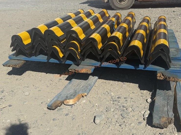 ~25--rubber-corner-bumpers-image-6