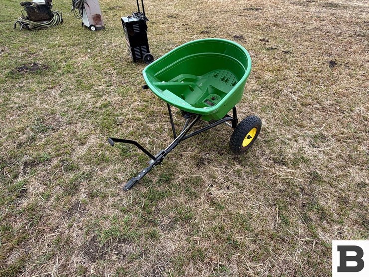 john-deere-lp39087-yard-broadcast-spreader---ellensburg,-wa-image-4