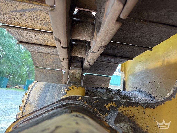 2022-caterpillar-d3-image-38