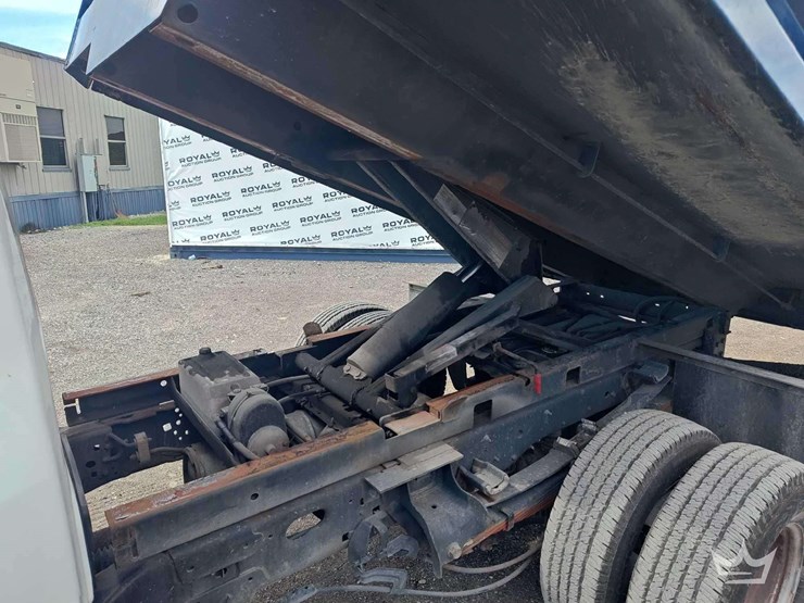 2017-ford-f350-image-56