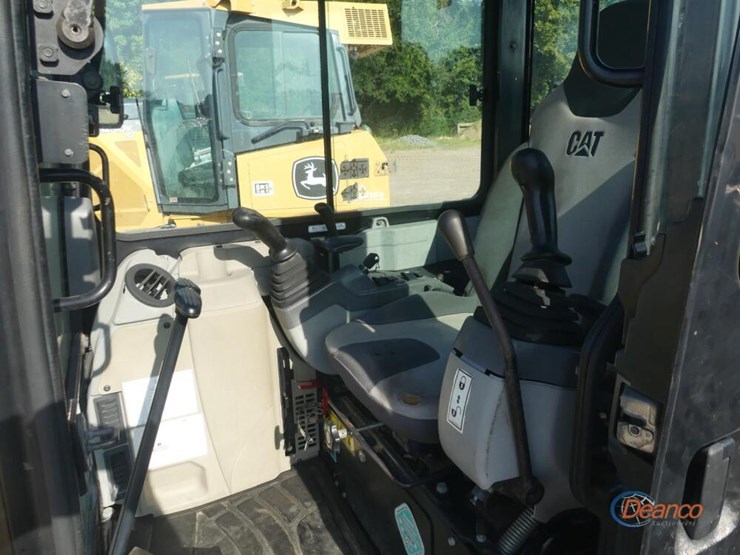 2012-caterpillar-303-image-9