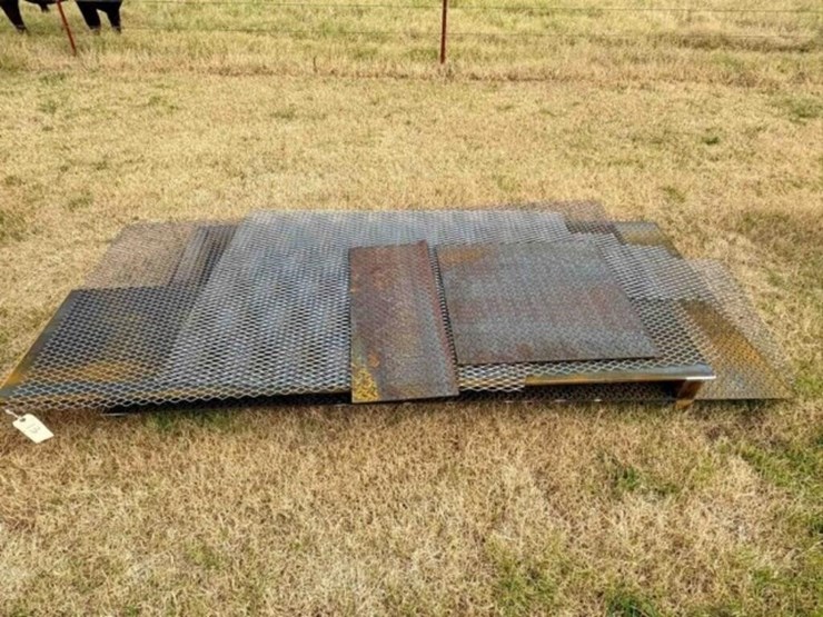 8'x4'-diamond-plate-sheet-metal---assort-of-metal-image-1