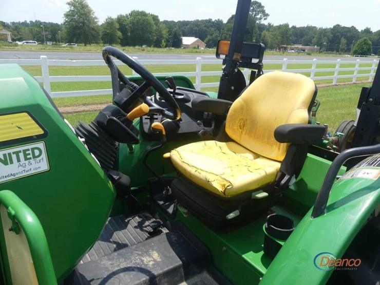 2020-john-deere-5090e-image-12