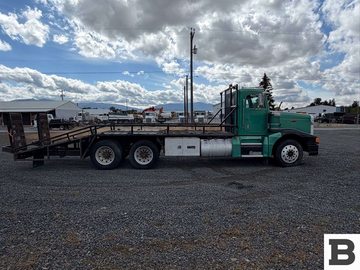 1988-peterbilt-377-image-6