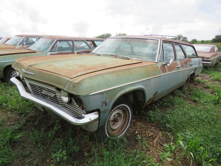 1965-chevrolet-belair-4dr-wagon-image-5