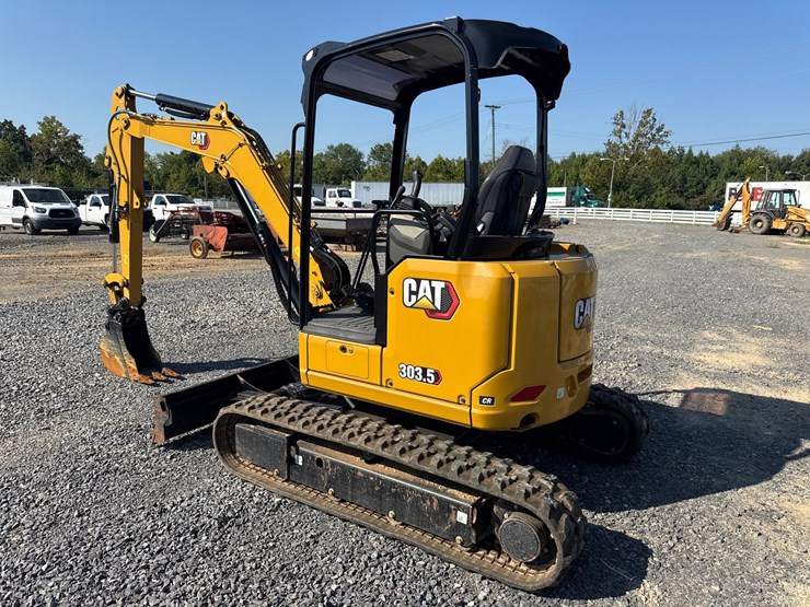 2023-caterpillar-303.5-image-7