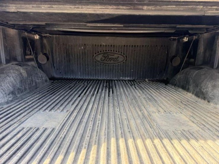 2018-ford-f150-xlt-image-34