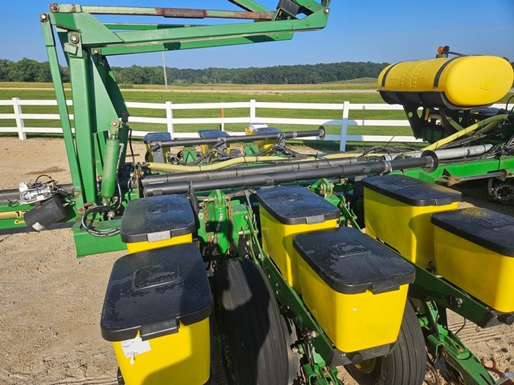john-deere-1770-image-27