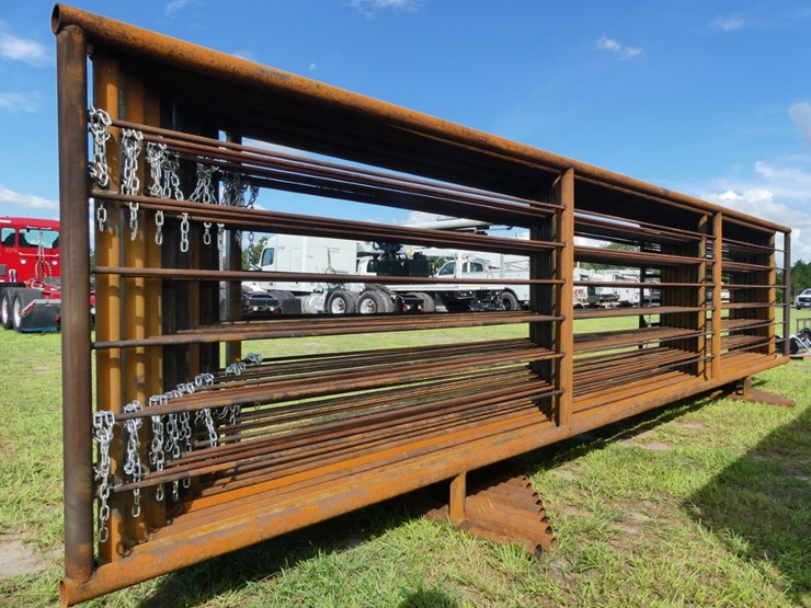 (10)-24'-free-standing-panels-image-2