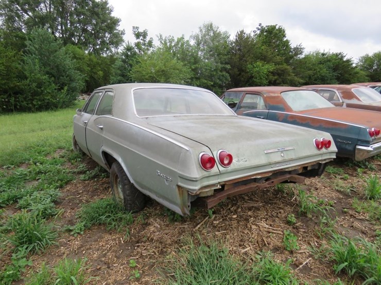 1965-chevrolet-biscayne-4dr-sedan-image-3