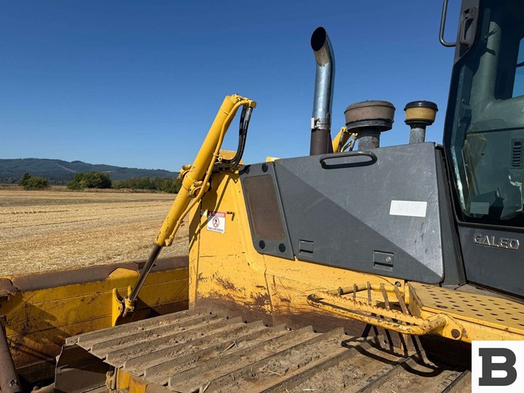 2006-komatsu-d65px-15e0-image-25