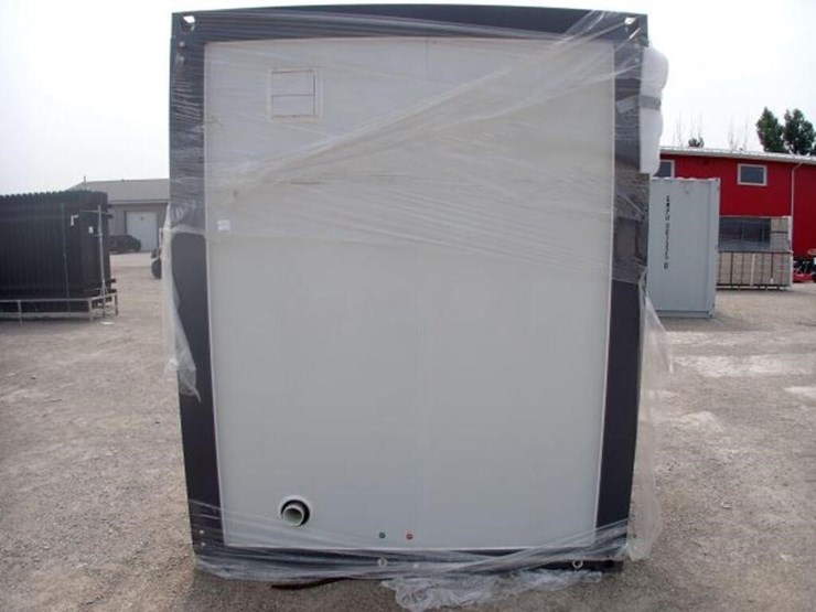 unused-bastone-portable-restroom-image-9