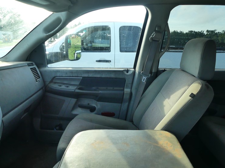 2007-dodge-ram-3500-image-13