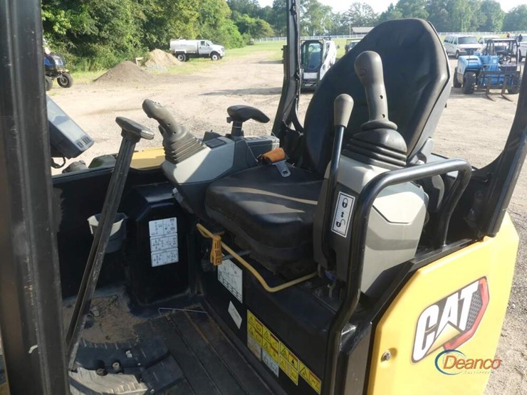 2021-caterpillar-303-image-9