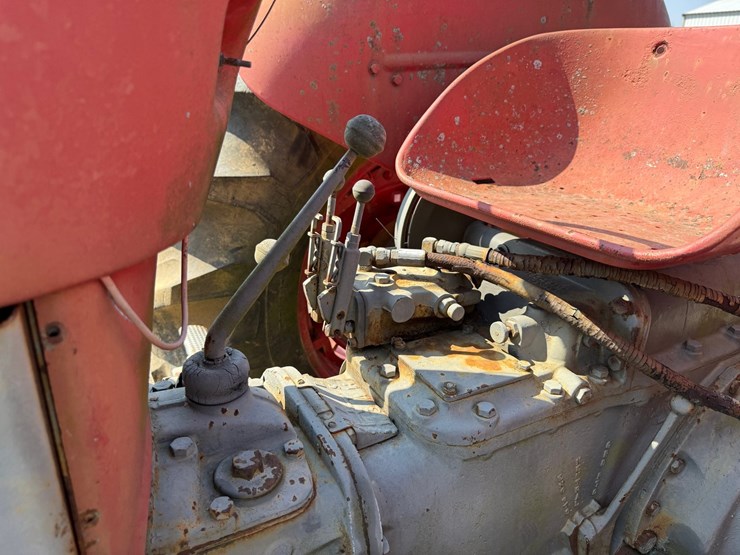 massey-ferguson-85-image-20