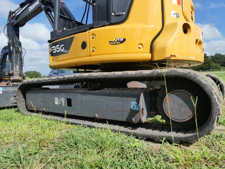 2022-deere-35g-image-5