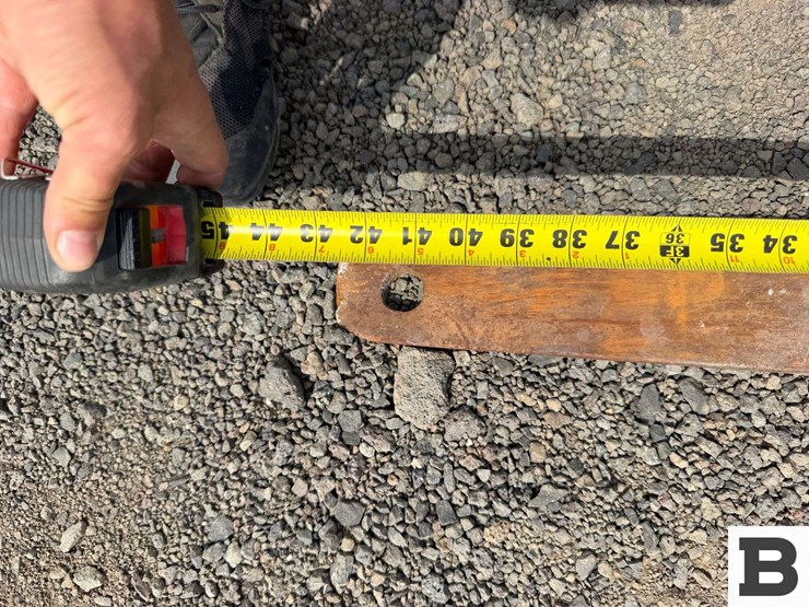 jcb-520-image-8