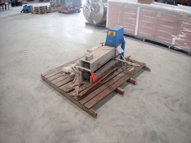 wilder-workhorse-1424-power-slitter-30405-image-2