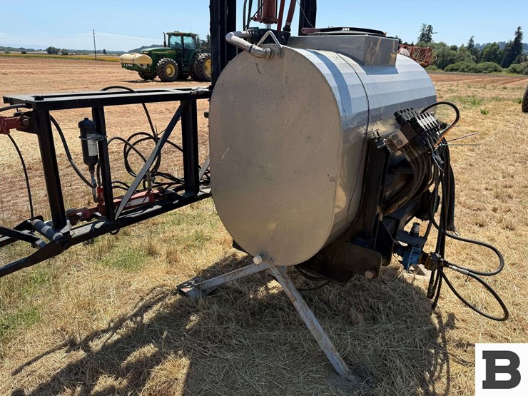 agri-weld-sb402-60-liquid-fertilizer-sprayer-image-3