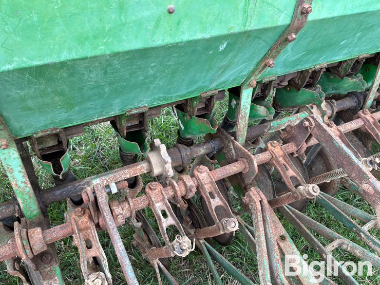 john-deere-750-image-12