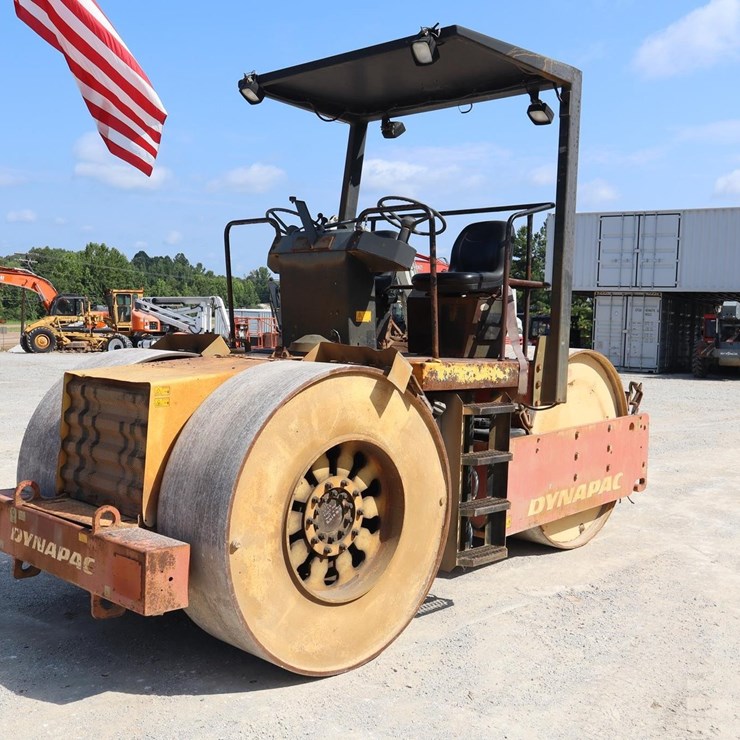 2005 DYNAPAC CS142N