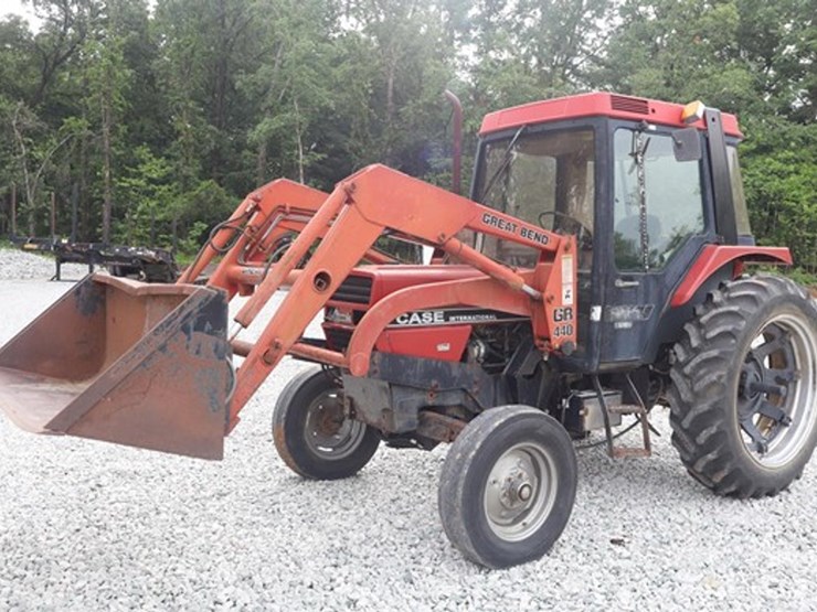 1986-case-ih-685xl-image-1