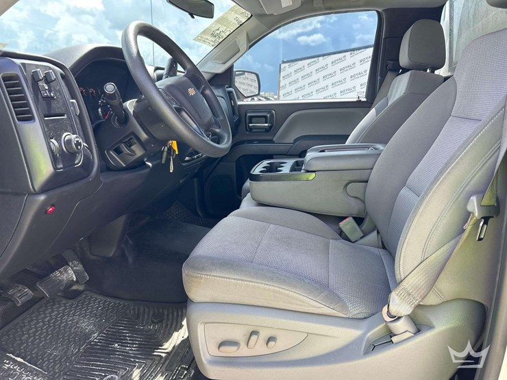 2016-chevrolet-silverado-1500-image-11