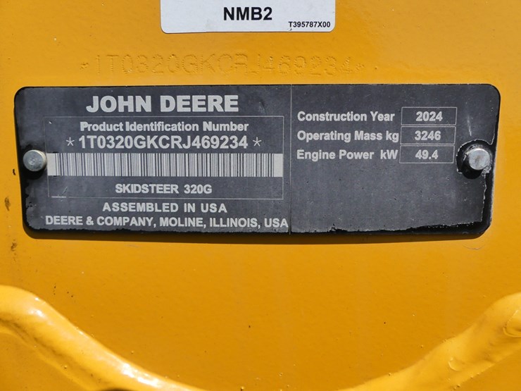 2024-deere-320g-image-19