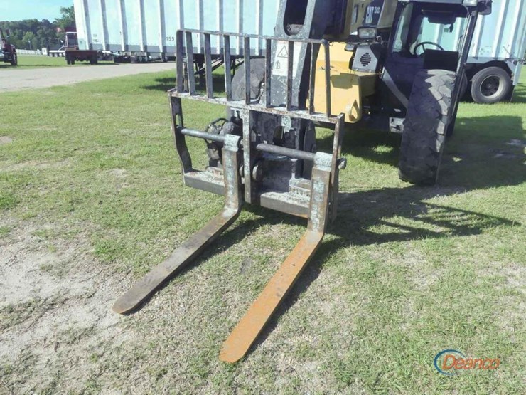 2015-caterpillar-tl642c-image-6