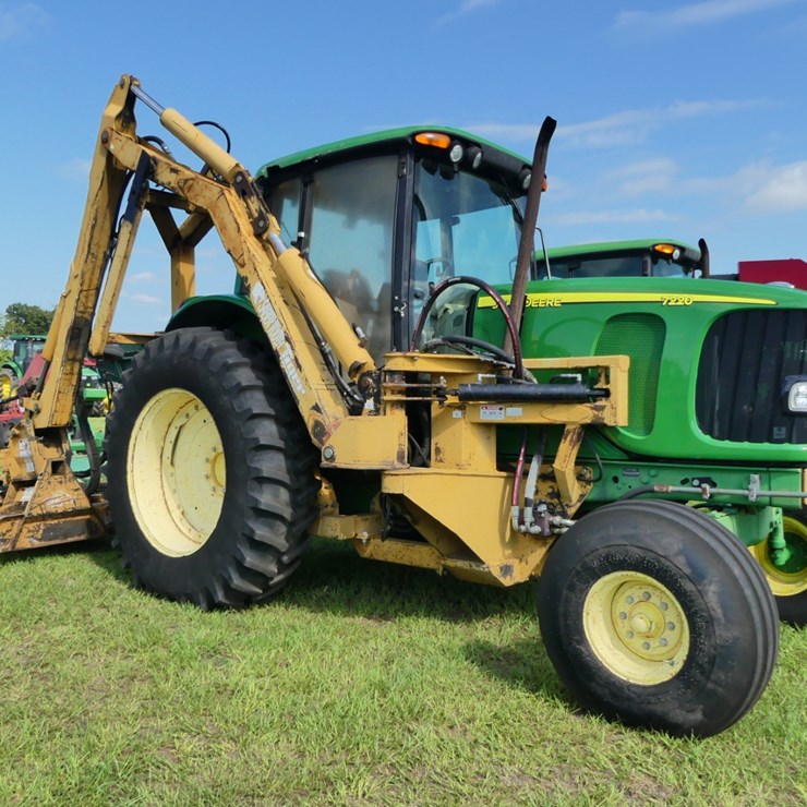 2005 JOHN DEERE 7220