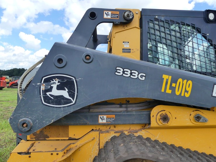 2021-deere-333g-image-7