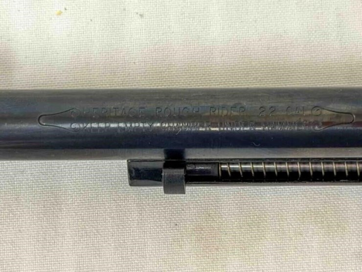 heritage-rough-rider-22/22mag-revolver-image-4