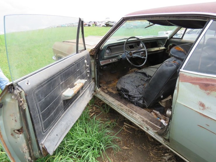 1965-chevrolet-impala-2dr-ht-image-7