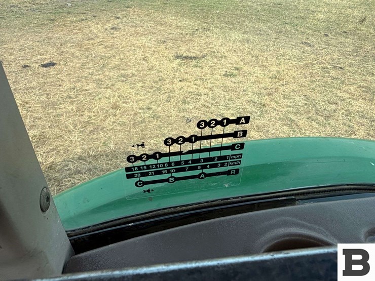 2005-john-deere-6603-image-45