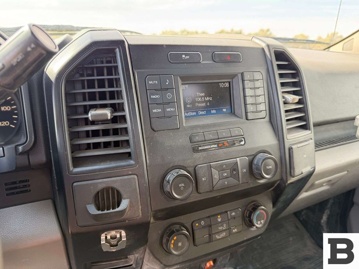 2016-ford-f150-image-33