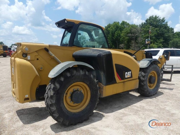 2020-caterpillar-th514d-image-2