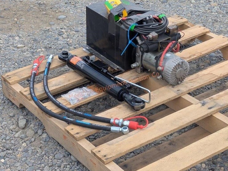 vevor-hydrualic-pump-&-tank-image-4