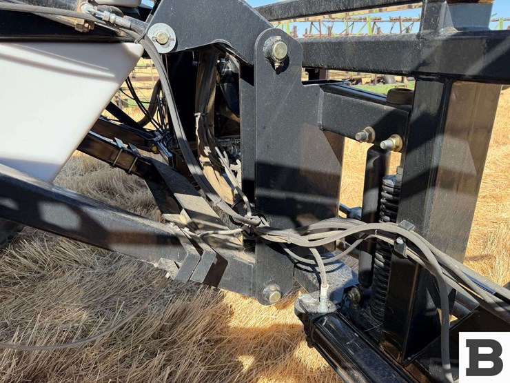 ag-spray-equipment-7000-image-25